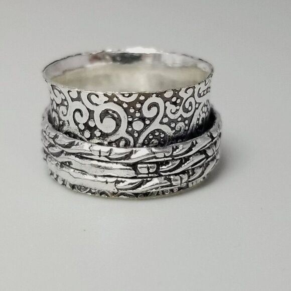 Vintage Silver Tone Spinner Ring with Swirl Design, Size 7.5 Band, Fidget - Picture 1 of 8